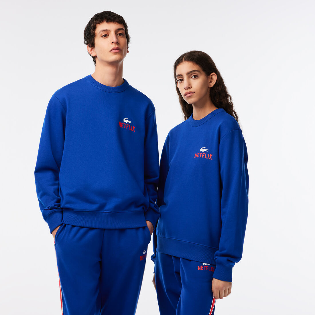Lacoste X Netflix Round Neck Print Back Sweatshirts Herren Blau | ALOY-81653